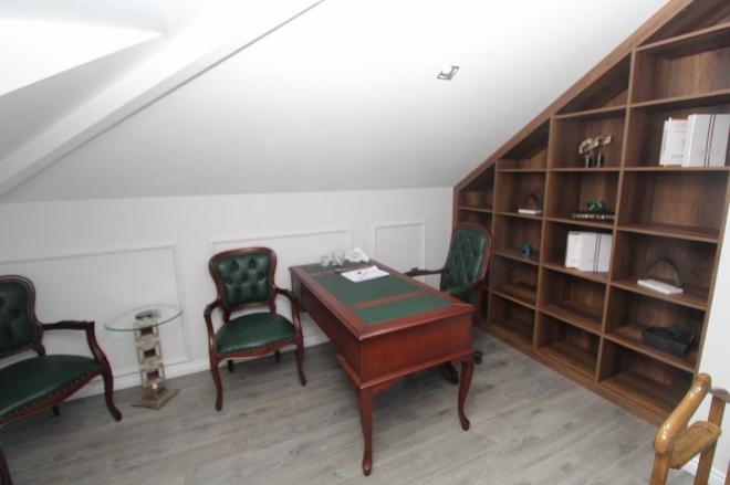 Вилла 5+2 с видом на море в Стамбуле