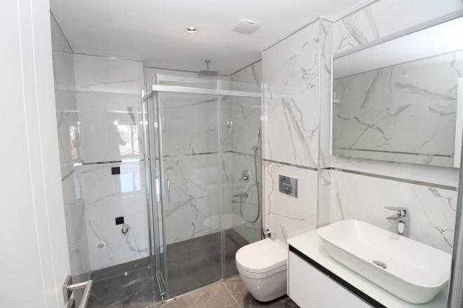 Квартира 3+1 с видом на море в Стамбуле