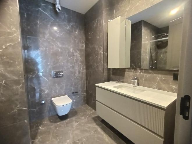 Квартира 3+1 с видом на море в Стамбуле