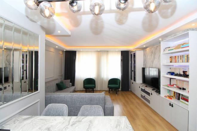 Пентхаус 5+1 с видом на море в Стамбуле