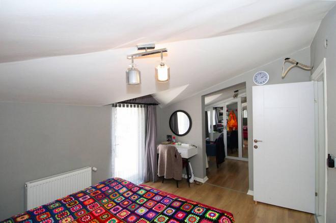 Пентхаус 5+1 с видом на море в Стамбуле