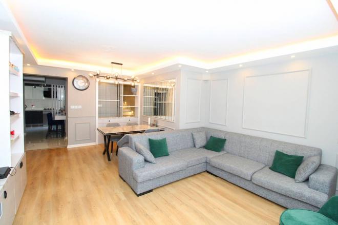 Пентхаус 5+1 с видом на море в Стамбуле