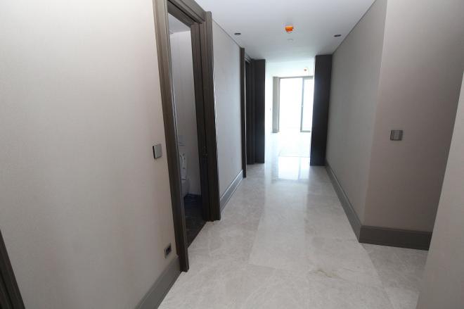 Квартира 4+1 с видом на море в Стамбуле