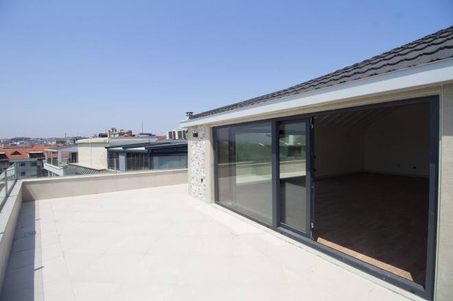 Квартира 3+1 с видом на море в Стамбуле