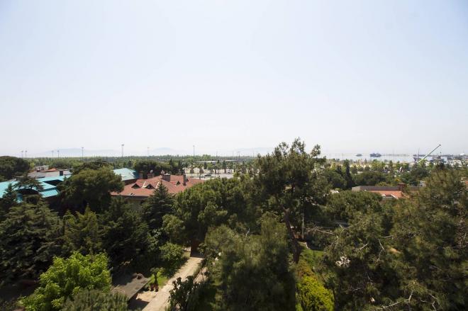 Квартира 3+1 с видом на море в Стамбуле