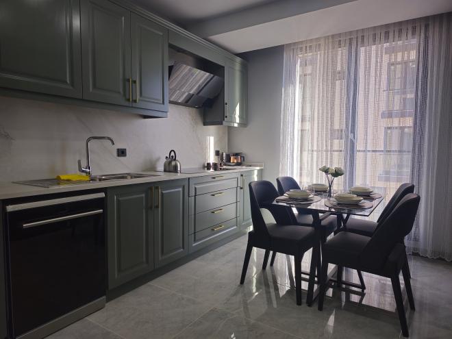 Квартира 4+1 с видом на море в Стамбуле