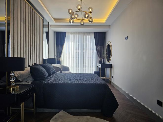 Квартира 4+1 с видом на море в Стамбуле