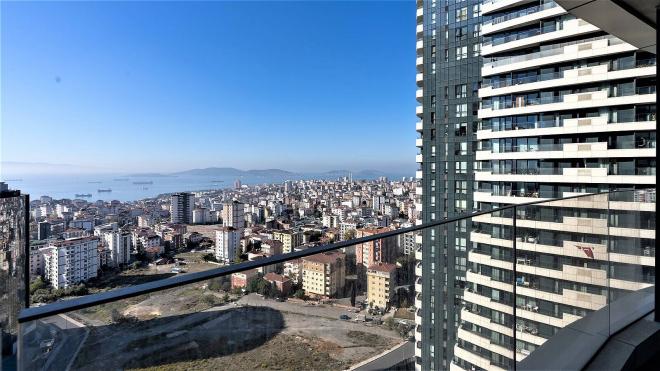 Пентхаус 3+2 с видом на море в Стамбуле