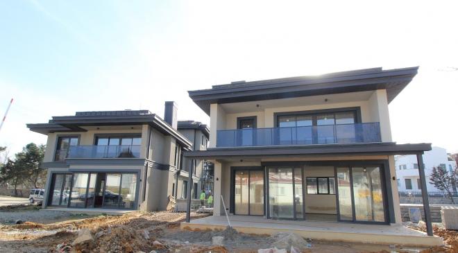 Вилла 4+1 в Стамбуле