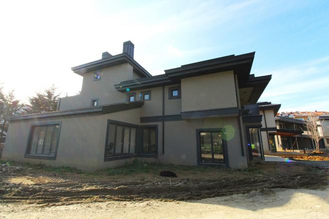 Вилла 4+1 в Стамбуле