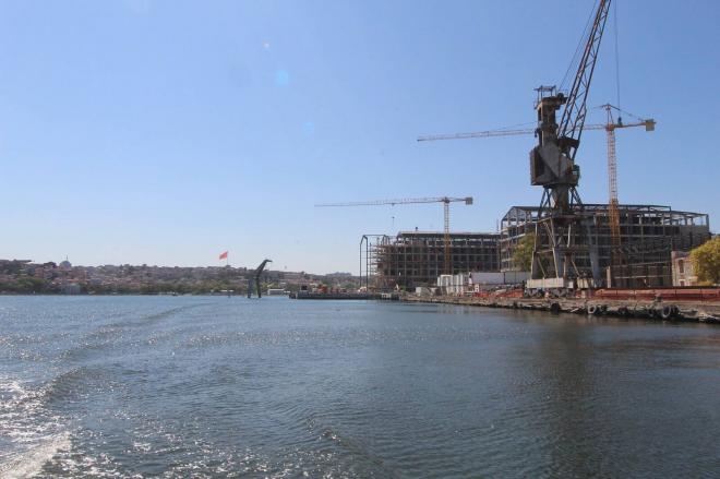 Квартира 2+1 с видом на море в Стамбуле