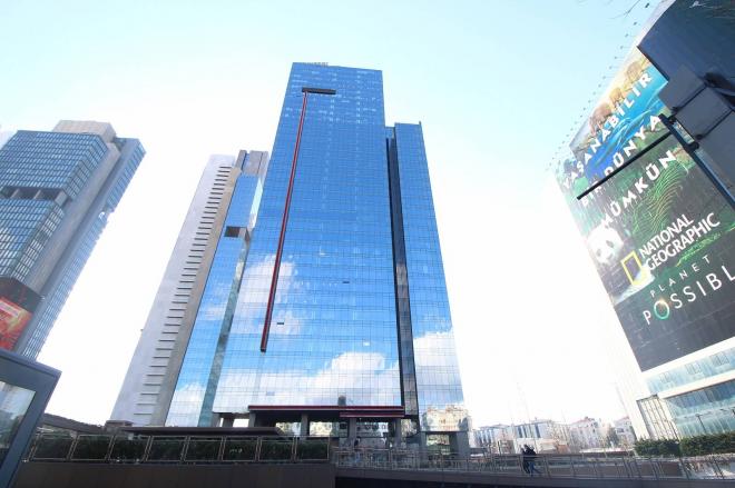 Пентхаус 5+1 с видом на море в Стамбуле