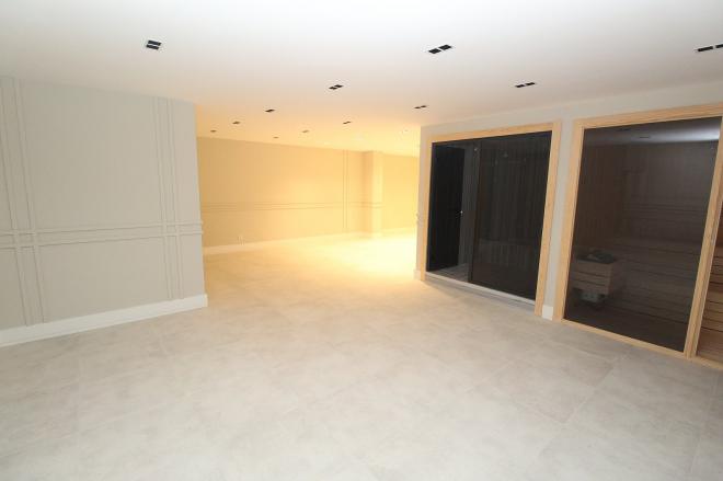 Вилла 4+2 с видом на море в Стамбуле