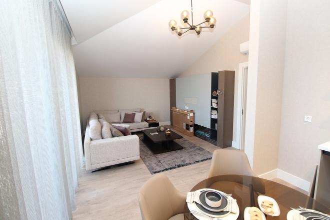 Вилла 4+2 с видом на море в Стамбуле