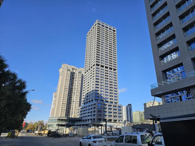 Квартира 1+1 с видом на море в Стамбуле