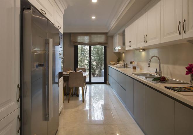 Квартира 3+1 с видом на море в Стамбуле