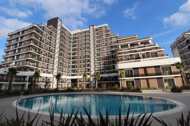 Дюплекс 4+1 с видом на море в Стамбуле