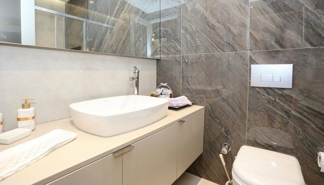 Дюплекс 4+1 с видом на море в Стамбуле