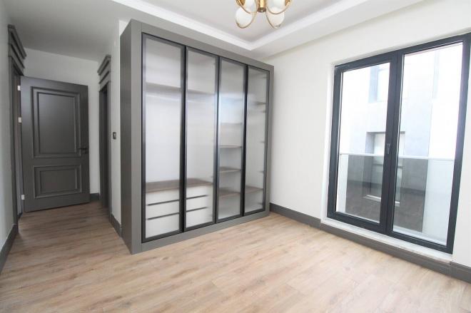 Вилла 5+2 в Стамбуле