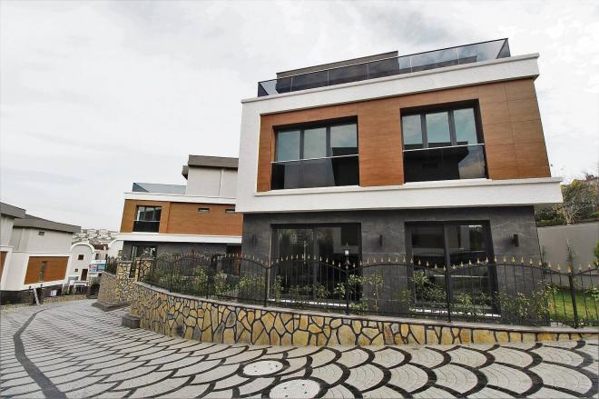 Вилла 5+2 в Стамбуле