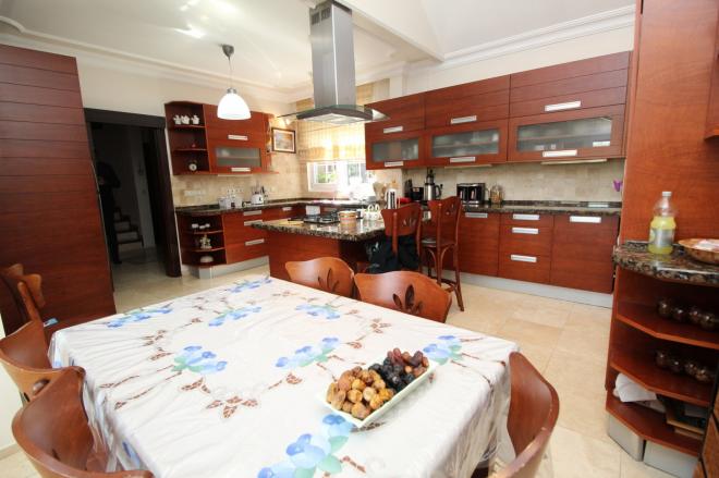 Вилла 6+1 в Стамбуле