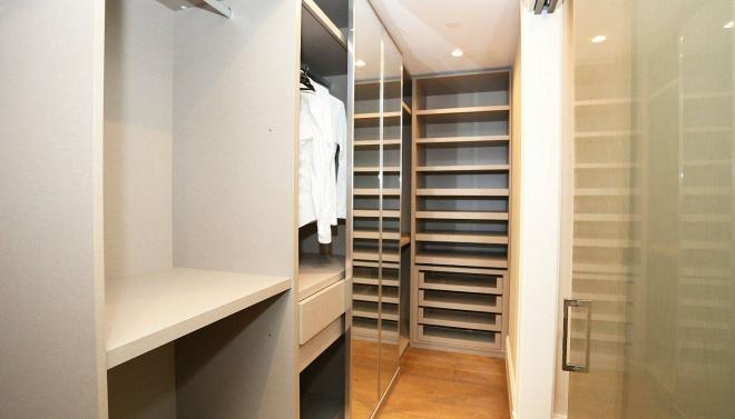 Квартира 4+1 с видом на море в Стамбуле