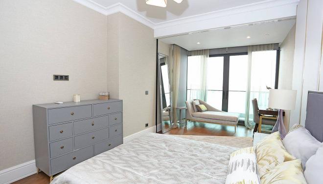 Квартира 5+1 с видом на море в Стамбуле