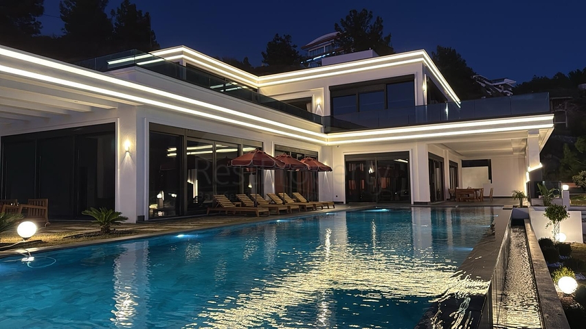 Частная вилла по дизайнерскому проекту