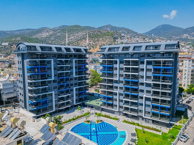 Комплекс с отельной инфраструктурой у пляжа Клеопатры