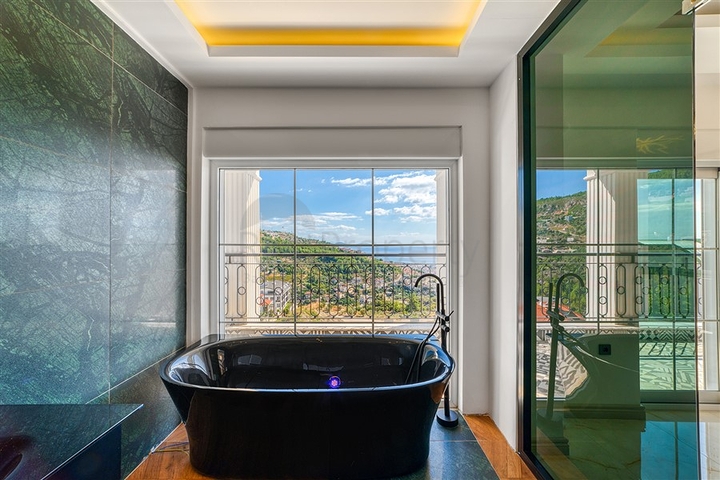 Вилла в центре Алании