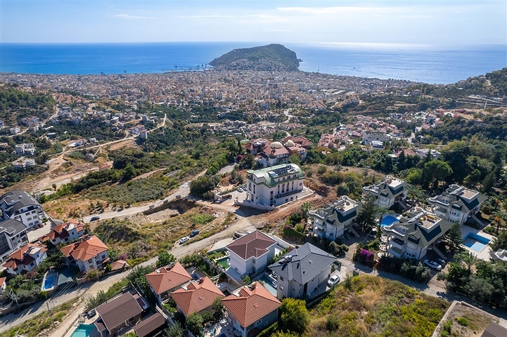 Вилла в центре Алании