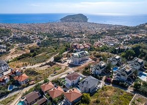 Вилла в центре Алании