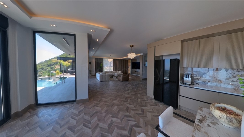 Проект элитных вил 5+1 в центре Алании с шикарным панорамным видом