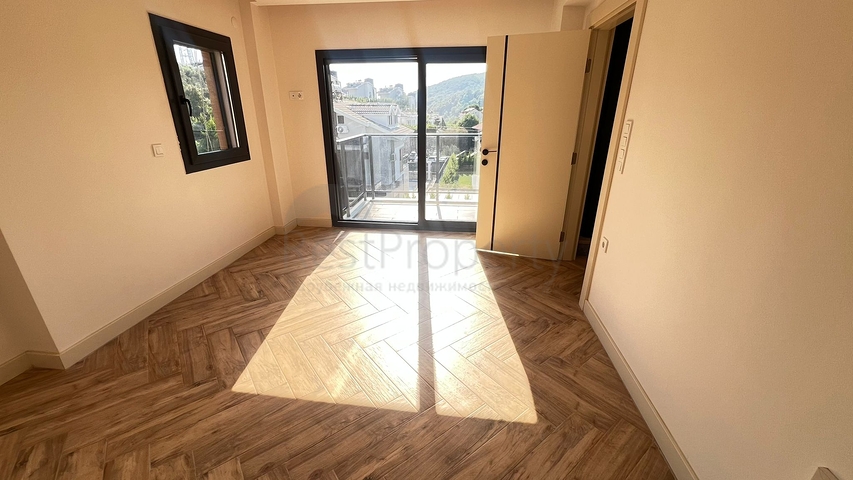 Вилла планировки 4+1 в удобно расположенном районе Фетхие