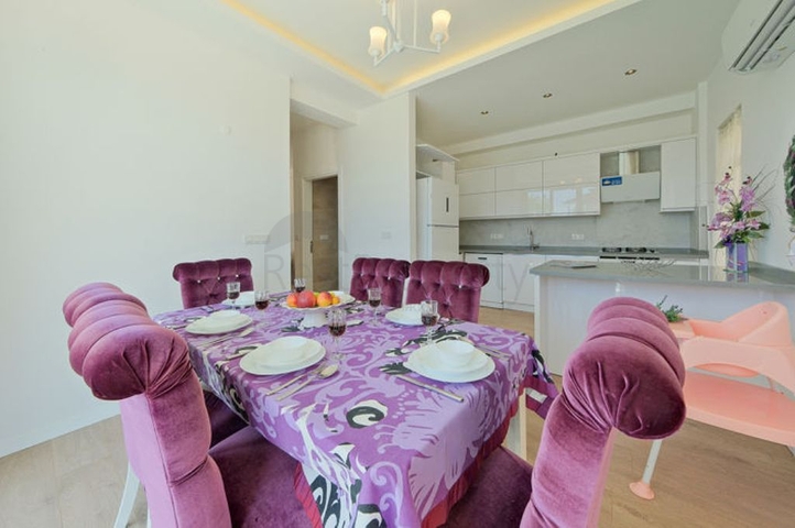 Вилла планировки 4+1 в районе Фетхие 