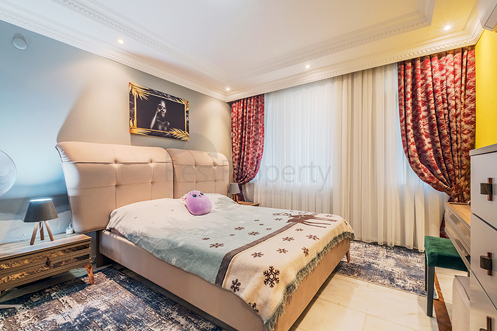 Просторная квартира 1+1 в 400 метрах от моря в районе Оба