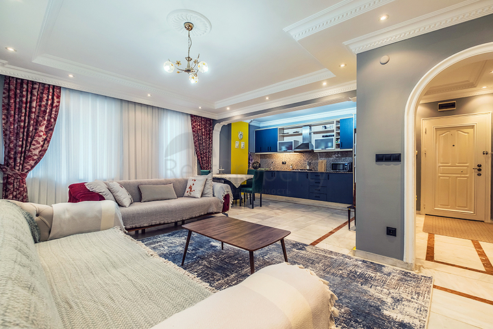 Просторная квартира 1+1 в 400 метрах от моря в районе Оба