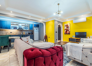 Просторная квартира 1+1 в 400 метрах от моря в районе Оба