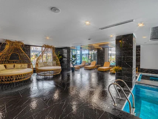 Комплекс класса люкс с крытым паркингом в районе Тосмур