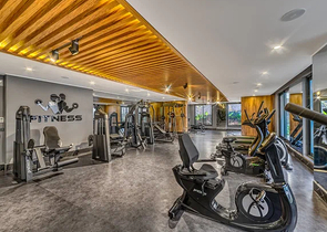 Комплекс класса люкс с крытым паркингом в районе Тосмур