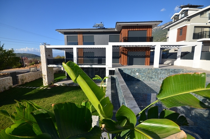 Вилла планировки 4+1 в районе Фетхие - Анталия 