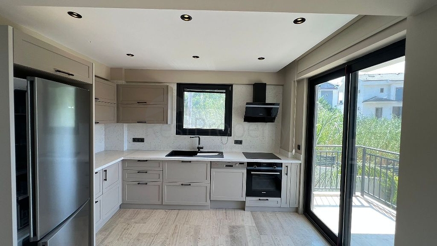 Вилла планировки 3+1 в районе Фетхие 