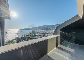 Премиальный комплекс у подножья крепости в Алании