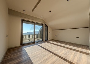 Премиальный комплекс у подножья крепости в Алании