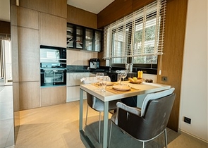 Премиальный комплекс у подножья крепости в Алании