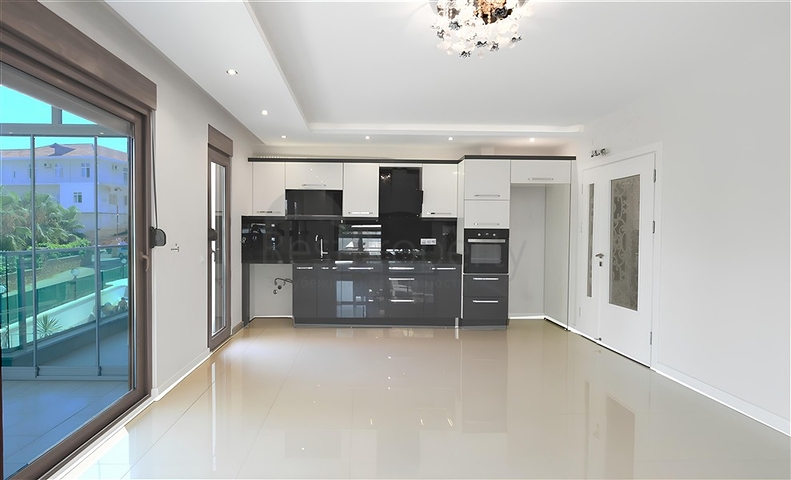 Квартира 2+1 в районе Тосмур в 400 м до моря