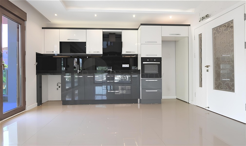 Квартира 2+1 в районе Тосмур в 400 м до моря