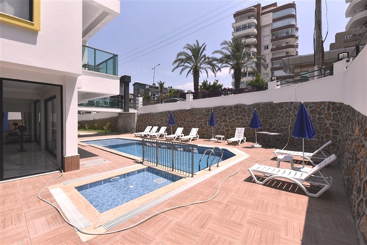 Квартира 1+1 в привлекательном комплексе района Тосмур 