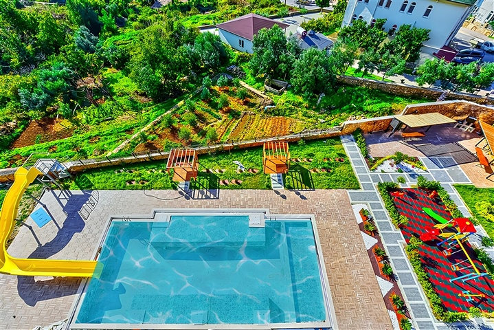 Новая квартира у моря планировкой 1+1 в районе Тосмур