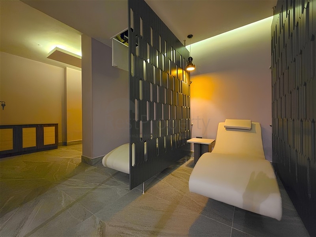 Шикарный пентхаус под гражданство с собственным бассейном 